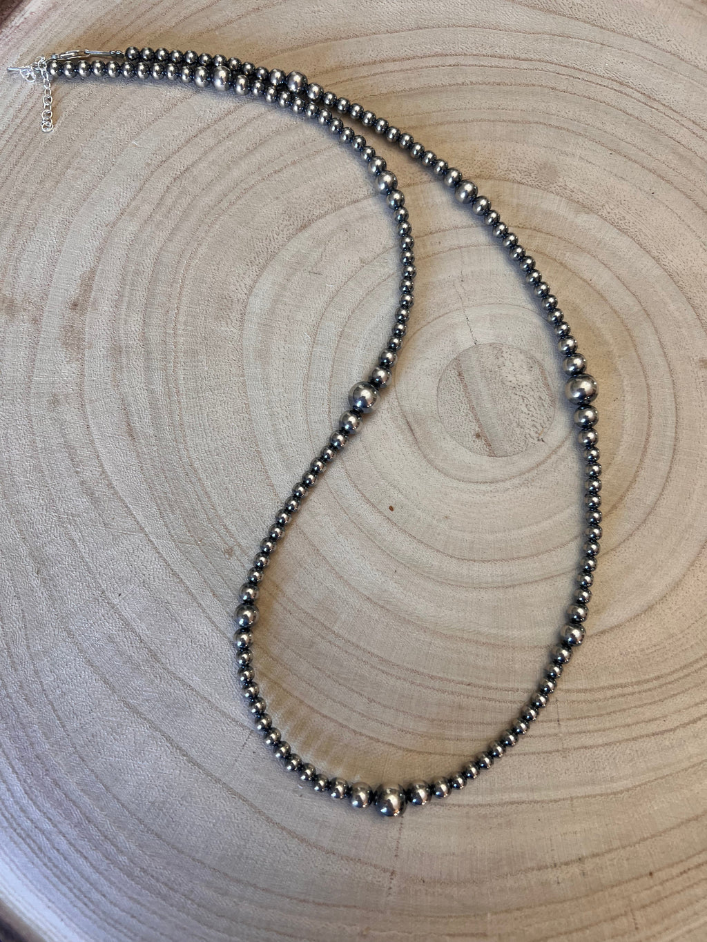 Graduated Sterling pearl necklace - 22 inch