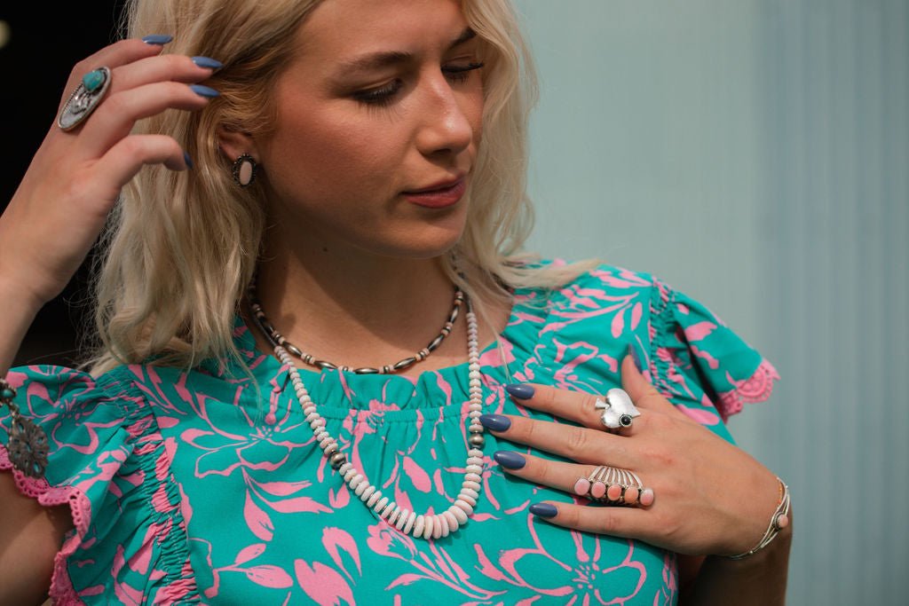 Pink Conch Graduated Necklace - 22 inch